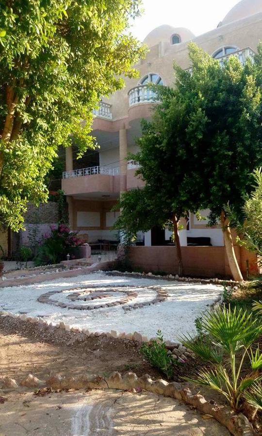 Luxor Light Retreat Hotel Esterno foto